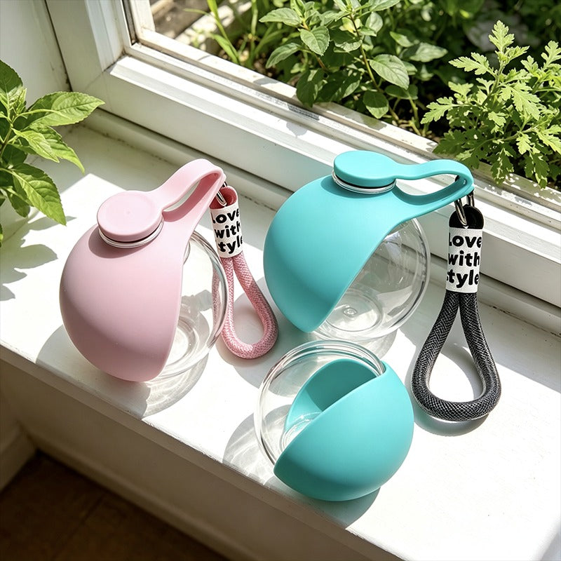 Fold-and-Go Pet Travel Water Bottle - product presentation